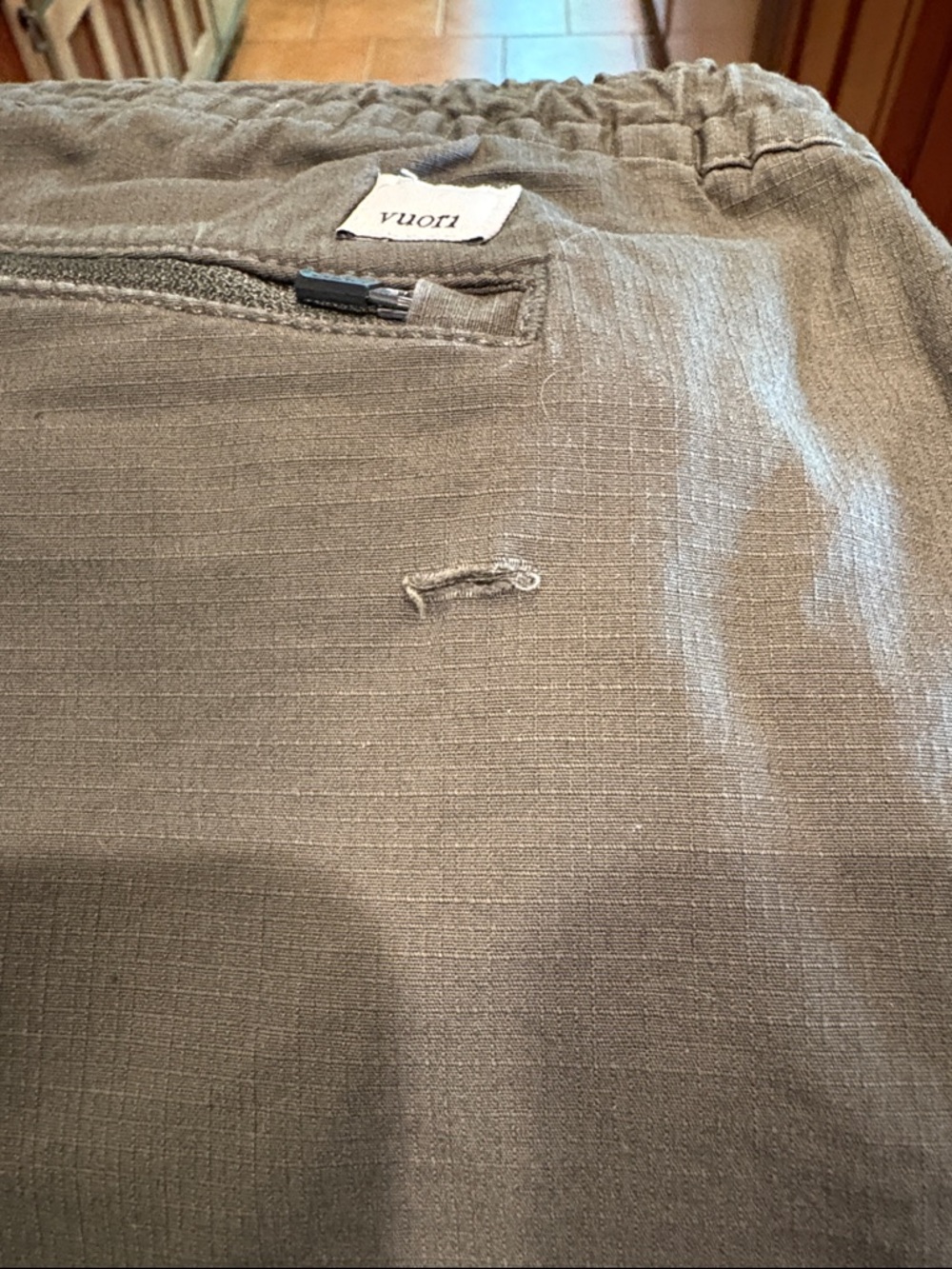 Vuori Olive Cropped Drawstring Pants - Picture 14 of 14
